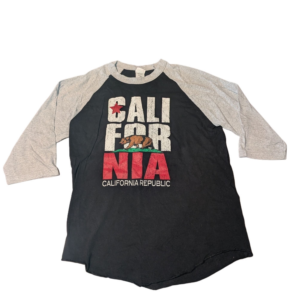 Active USA Long Sleeve Tee in Black and Gray